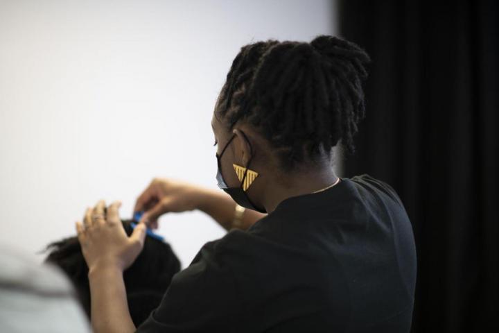 Services Complet de Coupe et Teinture à Montréal